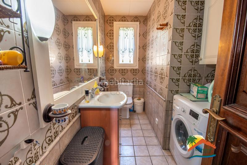 Foto f0f47cd5-4342-41f8-937a-4c4424b45eb8. Chalet con camino riscaldamento parcheggio piscina in Lloret de Mar