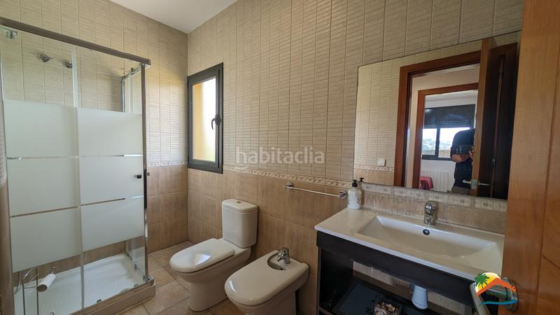 Foto 84a9c745-dccd-4b99-ba20-2efaf42abe7f. Casa con parcheggio piscina in Lloret Residencial - Montlloret Lloret de Mar