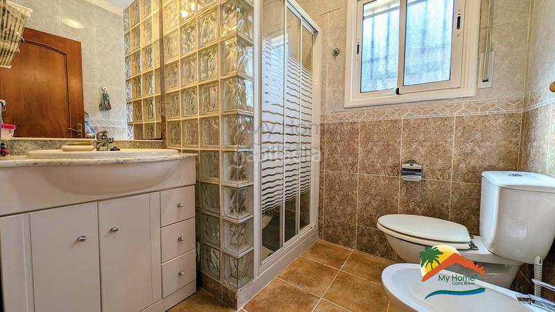 Foto fa632db8-17ab-48a8-9e76-0f7066b1d2dc. Maison avec chauffage parking piscine dans Montbarbat Maçanet de la Selva