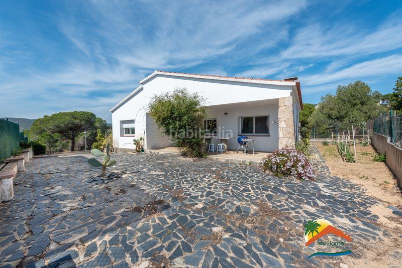 Foto 117ca7a4-a0f2-464b-acec-1c244745df6b. Casa bonita casa con garaje en los pinares, . en Lloret Verd - Els Pinars Lloret de Mar
