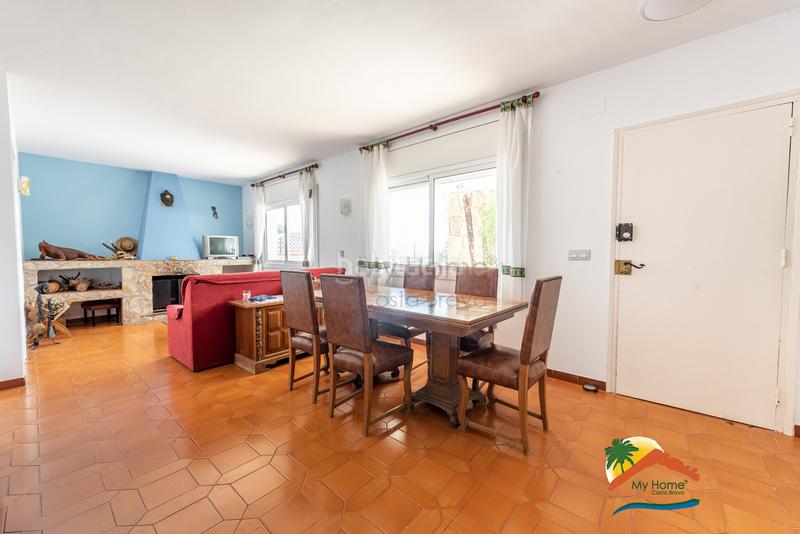 Foto a1d99b2b-ed73-4786-80e2-cb442c607e97. Casa bonita casa con garaje en los pinares, . en Lloret Verd - Els Pinars Lloret de Mar