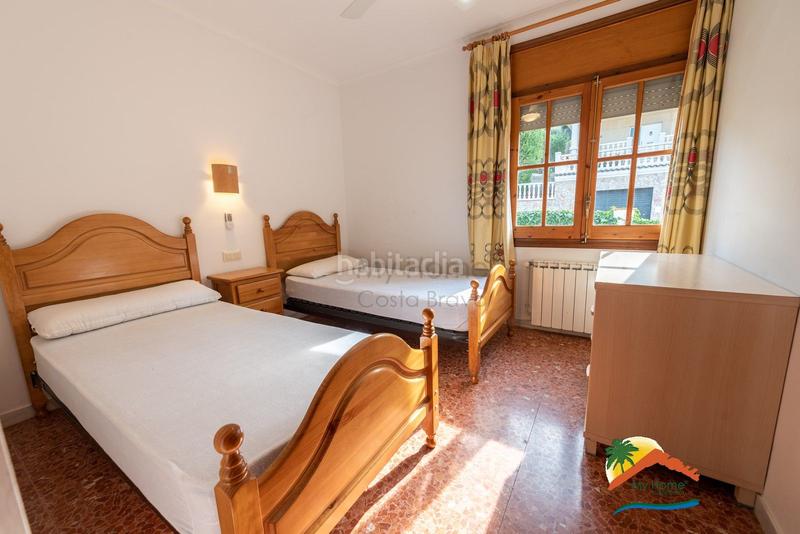 Foto 38872e0a-e755-45ee-a341-b961d82ff0c5. Chalet with parking pool in Roca Grossa Lloret de Mar