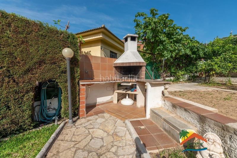 Foto 8c8b0000-c4a5-4e34-9b75-38a53eb9de64. Chalet with parking pool in Roca Grossa Lloret de Mar