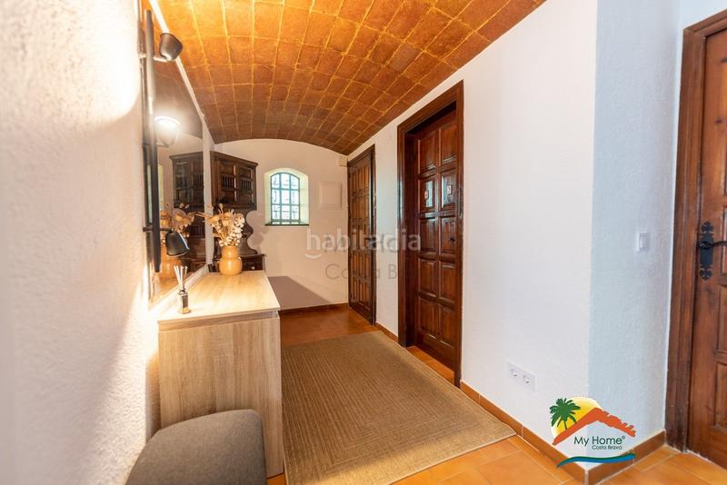 Foto 45e63027-6268-4b37-97c4-e6d587560ed2. Chalet avec parking piscine dans Canyelles Lloret de Mar