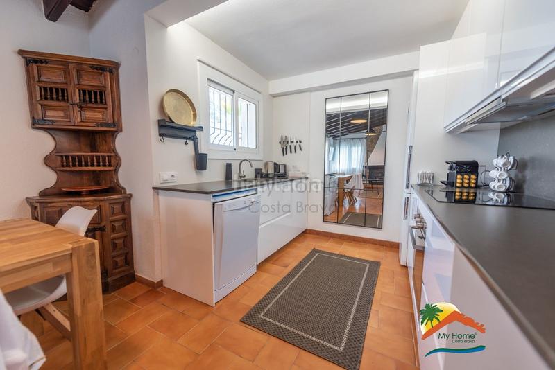 Foto cea40040-381d-4360-a262-6d219cc2e742. Chalet avec parking piscine dans Canyelles Lloret de Mar