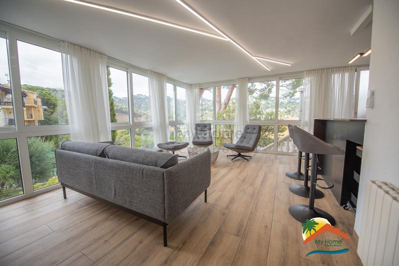 Foto ebe0a8ed-5748-4c68-9742-19ddf9e2144c. Chalet avec parking piscine dans Canyelles Lloret de Mar