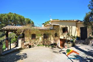 Casa a Canyelles. R02224 bonita casa rustica  con vistas a la montaña en cala cany