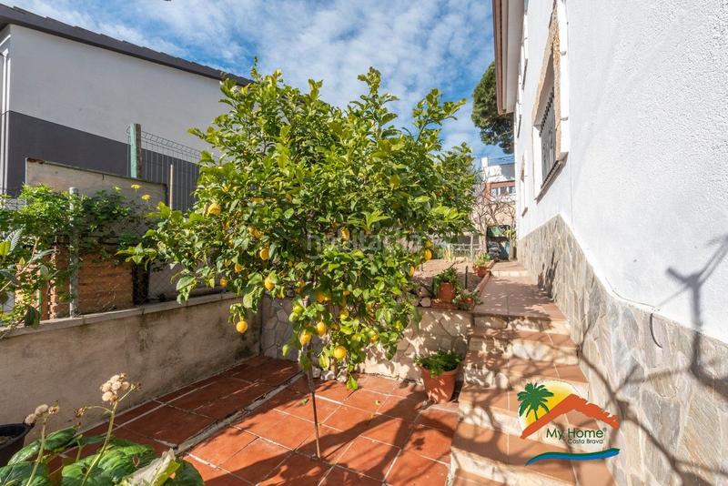 Foto 0b3a9343-40cd-4c41-9d07-5ce035ddfd03. Haus mit parking pool in Santa Clotilde Lloret de Mar