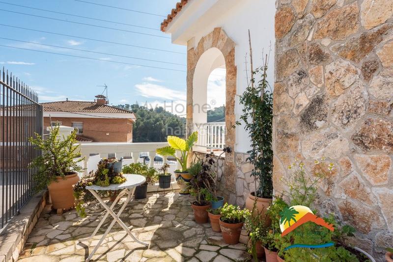 Foto ae78195e-1849-4f5b-b1b9-c1833be43838. Haus mit parking pool in Santa Clotilde Lloret de Mar