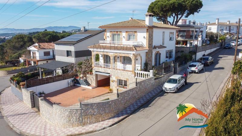 Foto d8ec5671-b790-498a-83e1-d5b3ce9b13bc. Haus mit parking pool in Santa Clotilde Lloret de Mar