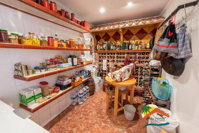 Foto ebbde545-abe5-4653-87f9-9a5c0fb49212. Haus mit parking pool in Santa Clotilde Lloret de Mar