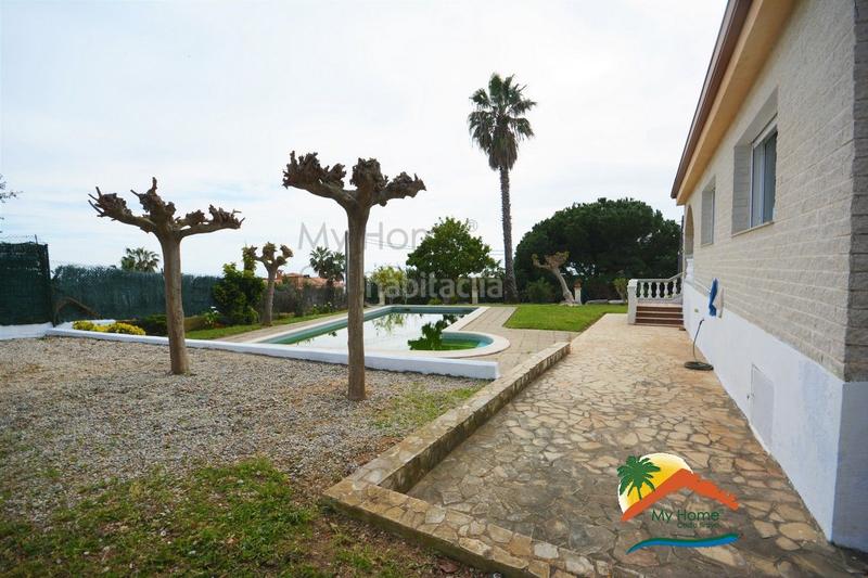 Foto 036a103c-272c-4bfc-93fa-0687e7e0fe38. Xalet amb xemeneia aparcament piscina a Montgoda Lloret de Mar