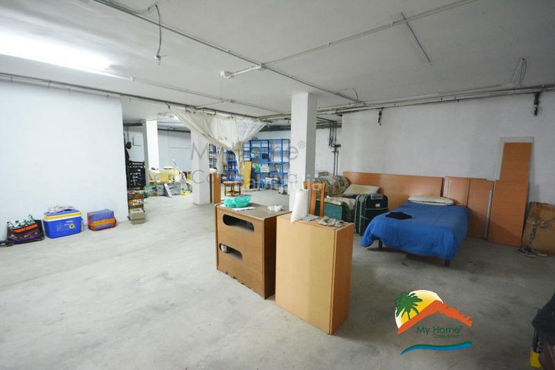 Foto cbfd9918-53ab-4782-a5ba-884bcf1576a2. Xalet amb xemeneia aparcament piscina a Montgoda Lloret de Mar