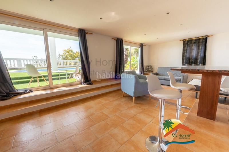 Foto 6eb0f23b-6c41-4d24-8510-a7c103bc7dce. Chalet r02205 casa con licencia turística, paneles solares, piscina y vistas al mar en Lloret de Mar