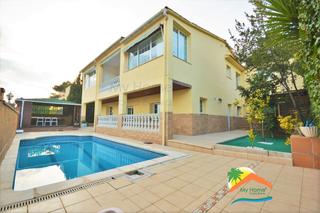 Maison à Roca Grossa. R02048 gran casa de 5 habitaciones con piscina , vistas al mar y