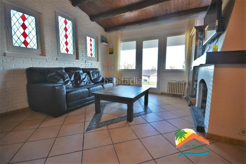 Foto b300c867-f76f-4bc6-879b-d778c1d74eda. Casa amb aparcament piscina a residencial Blanes - vistamar Blanes