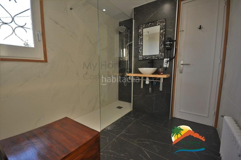 Foto d14e9c5a-431c-4b86-9dbc-02b387639428. Casa amb aparcament piscina a residencial Blanes - vistamar Blanes