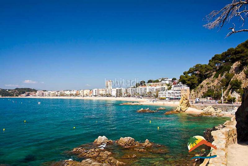 Foto a63fab68-e8cf-4497-8615-3bb5d6f35157. Terreno residenziale in carrer migjorn 4 in Roca Grossa Lloret de Mar