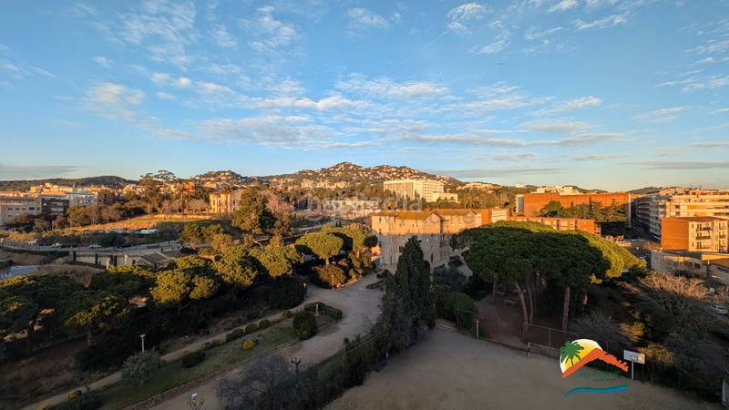 Foto b783e63a-10be-4443-b922-e6dd2ef975fc. Piso r02461 piso de 2 habitaciones con vistas a zonas verdes, a 7 minutos de la playa de lloret, -centro. en Lloret de Mar
