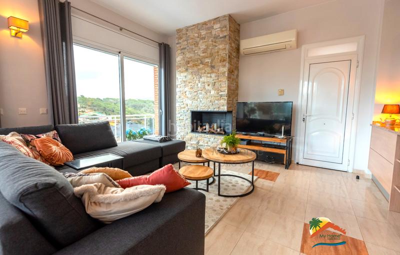 Foto 1f6ec90d-7e07-469f-b1c5-c910878fe2b0. Chalet with fireplace heating parking pool in Lloret Verd - Els Pinars Lloret de Mar