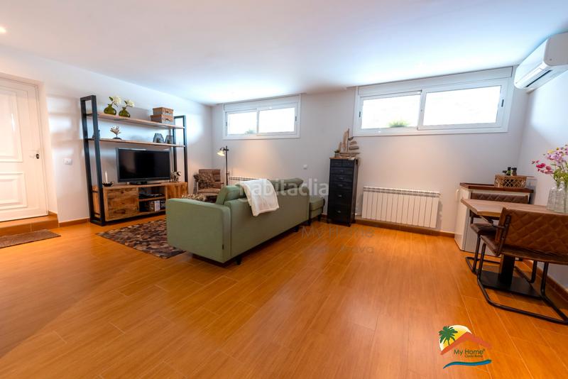 Foto 62e8525b-c859-4ee1-8804-ee79725ca2e8. Chalet with fireplace heating parking pool in Lloret Verd - Els Pinars Lloret de Mar