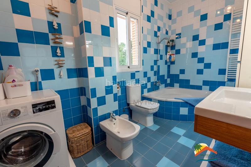 Foto 6c2d8263-c62e-4d1d-b7d3-5480fee3a900. Chalet with fireplace heating parking pool in Lloret Verd - Els Pinars Lloret de Mar