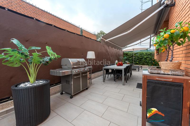 Foto b8fc0701-4758-44c0-a526-5d071dd003bb. Chalet with fireplace heating parking pool in Lloret Verd - Els Pinars Lloret de Mar