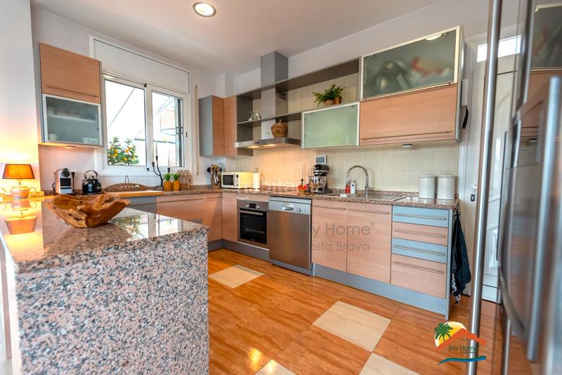 Foto d8c27a8b-79b1-4799-88fa-fad07e24fa19. Chalet with fireplace heating parking pool in Lloret Verd - Els Pinars Lloret de Mar