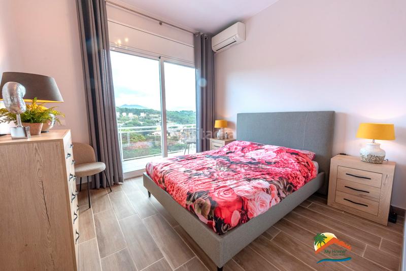 Foto f1cc2536-e6fb-499a-9d2d-92d10d25dce0. Chalet with fireplace heating parking pool in Lloret Verd - Els Pinars Lloret de Mar