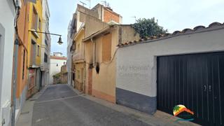 Casa adossada a Fenals. R02474 casa adosada para reformar en centro de lloret , lloret d