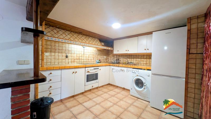 Foto 103667d8-3ddd-4251-bbf6-1ad3ea012afe. Casa amb xemeneia calefacció aparcament piscina a Lloret de Mar