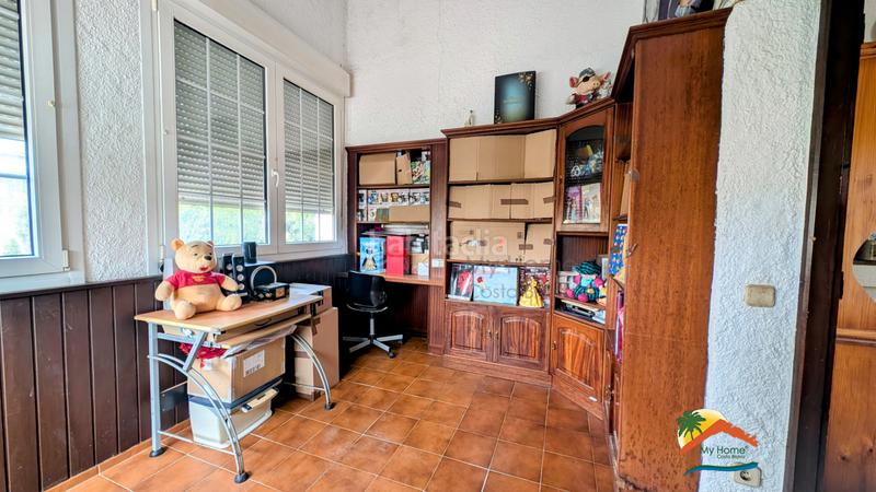 Foto 4d4d0e97-2722-47a6-8737-840db0fad610. Casa amb xemeneia calefacció aparcament piscina a Lloret de Mar