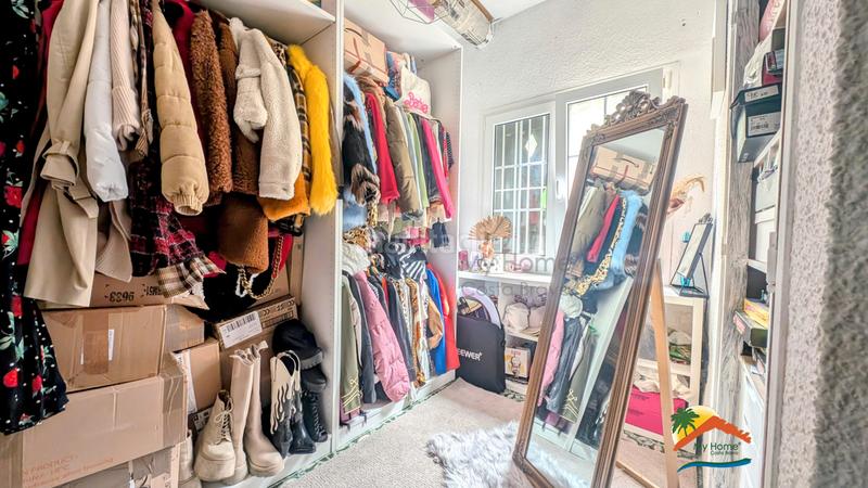 Foto 9638318b-3b9d-4de9-b798-fcd72c26efcb. Casa amb xemeneia calefacció aparcament piscina a Lloret de Mar