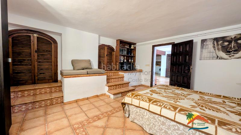 Foto ecfff745-0046-4170-8dde-6d97fb5b8712. Casa amb xemeneia calefacció aparcament piscina a Lloret de Mar