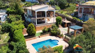 Casa a Montbarbat. R02507 casa con licencia turistica, piscina, apartamento indepen