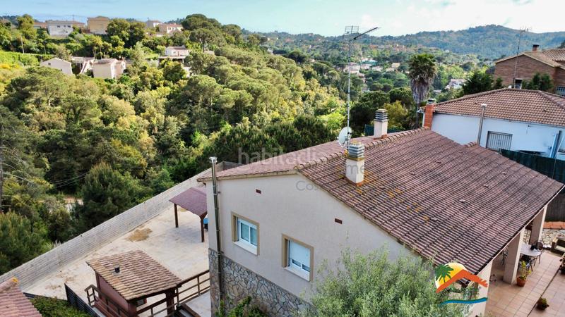 Foto ecfec4fd-c646-4015-81a1-27a4dbda60fb. Casa amb xemeneia calefacció aparcament a Aiguaviva Parc Vidreres