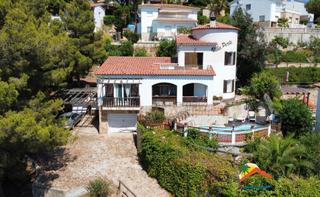 Casa a Serra Brava. R02534 casa con apartamento independiente, piscina y vistas al m