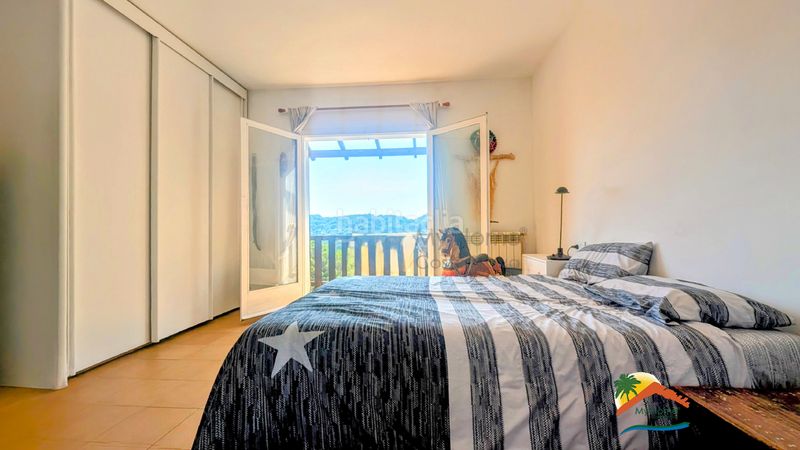 Foto a6916b5e-319e-4406-991a-211c5592a709. Casa amb xemeneia calefacció aparcament piscina a Lloret de Mar