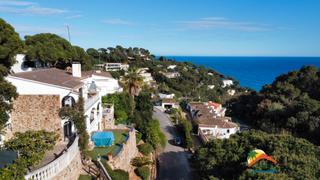 Maison à Santa Maria de Llorell. R02511 casa a 10 minutos a pie de la playa con vistas al mar y a