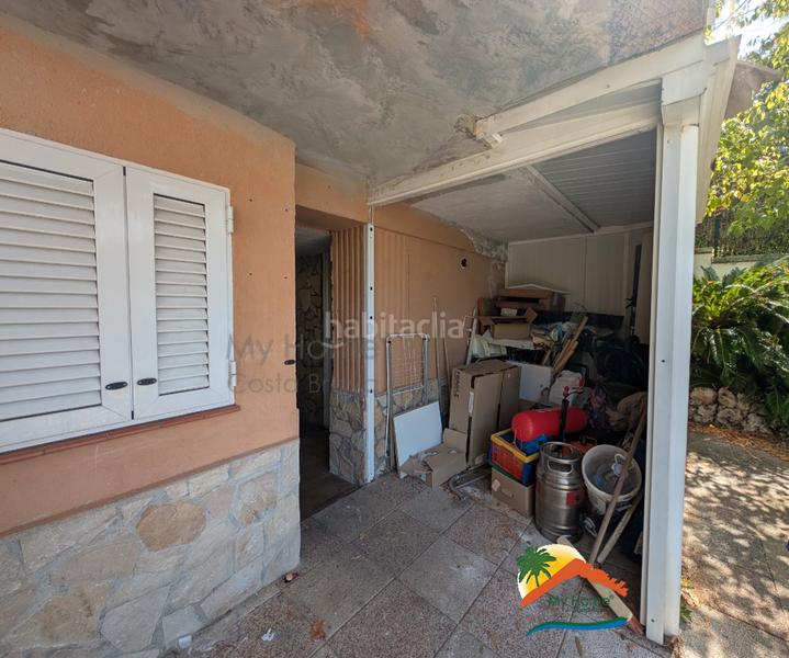 Foto a6cd3670-6ca6-4adb-b6e3-cc58317ddfbb. Casa con camino riscaldamento parcheggio piscina in Lloret de Mar