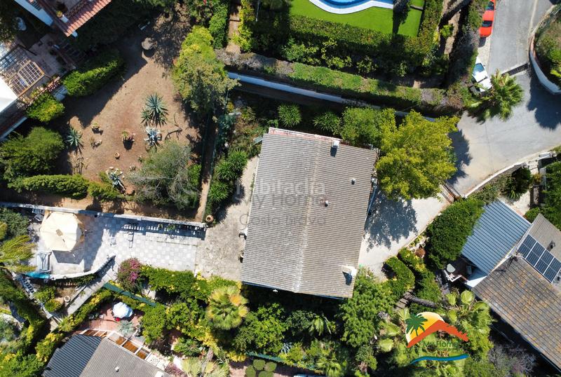 Foto a80b48ca-ad75-4455-a2de-69e07636f87b. Casa con camino riscaldamento parcheggio piscina in Lloret de Mar