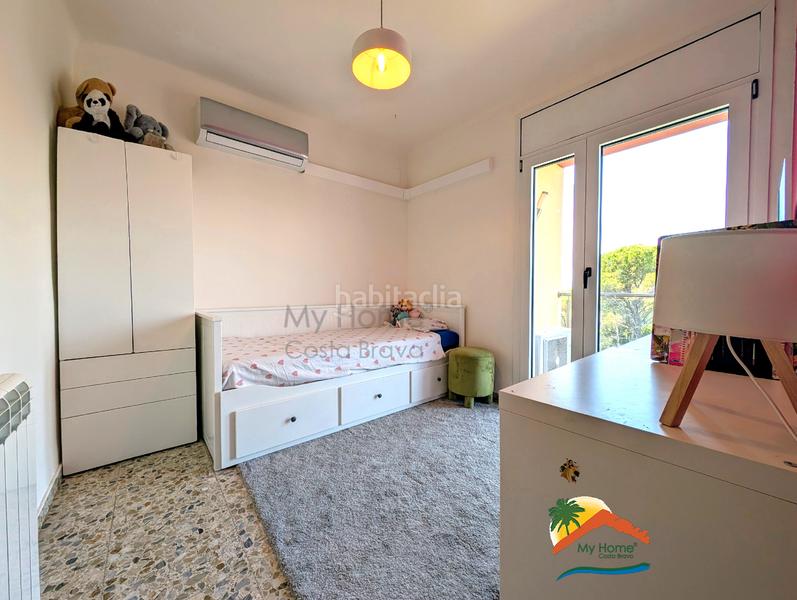 Foto 4061f0bf-9db3-46ef-ad77-2d410247d46f. Haus mit kamin heizung parking pool in Terrafortuna - Puig Ventós Vidreres