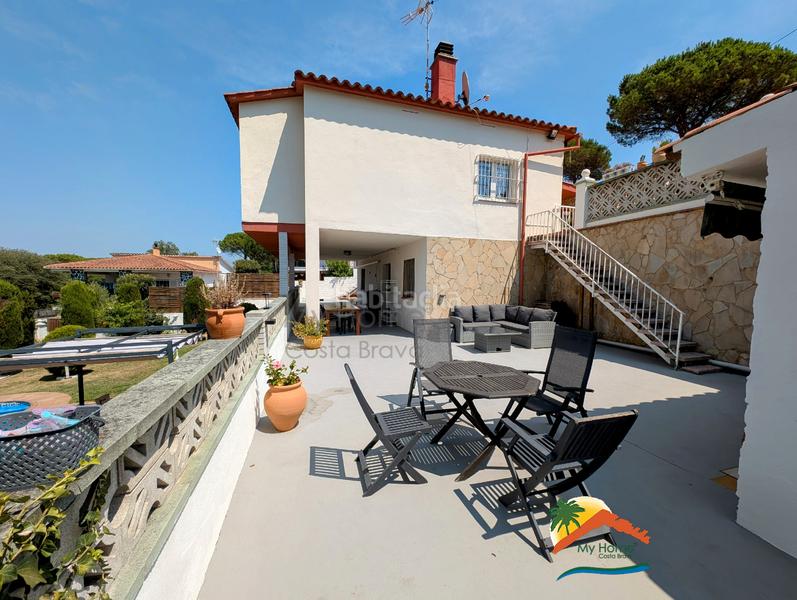 Foto 49451d16-c7e9-44d5-afa8-ea6523022109. Haus mit kamin heizung parking pool in Terrafortuna - Puig Ventós Vidreres