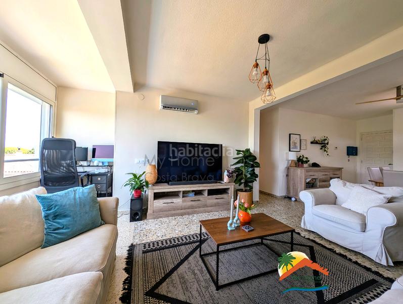 Foto e60ca09f-0309-4f47-95e6-418a18935800. Haus mit kamin heizung parking pool in Terrafortuna - Puig Ventós Vidreres