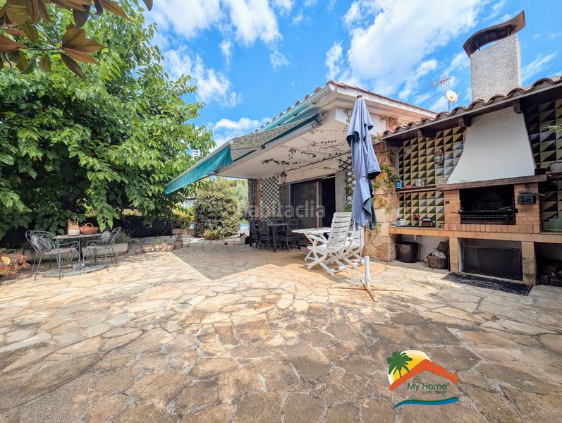 Foto 5d440a2f-cff9-401c-8081-44c990c2164a. Casa con camino riscaldamento parcheggio piscina in Lloret de Mar