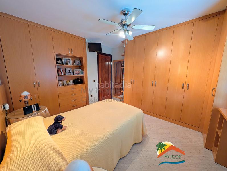 Foto 9b0118a4-d3cc-49f7-a046-f870a285a0f6. Casa con camino riscaldamento parcheggio piscina in Lloret de Mar