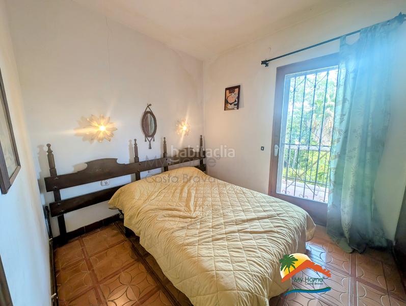 Foto 1f59aa0f-1ced-4879-ad09-75ef9ca40820. Casa amb xemeneia calefacció aparcament a Condado del Jaruco - Puigventós Lloret de Mar