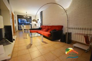 Casa adossada a Santa Clotilde. R02047 casa adosada con 2 plazas de parking, piscina comunitaria