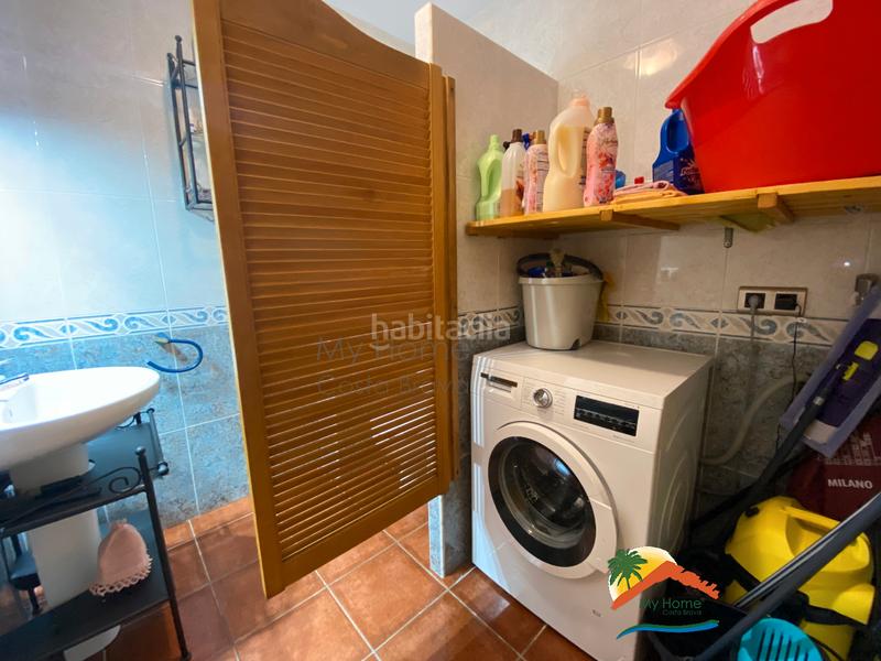Foto bd4f9ae4-d476-4569-9d74-91e6b0c5fd75. Doppelhaus mit kamin heizung parking pool in Centre Blanes