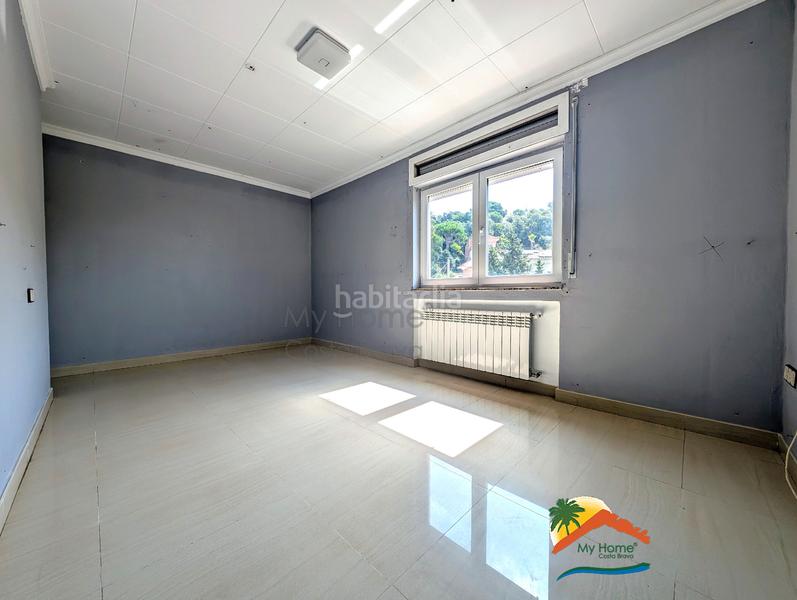 Foto 0a77c63c-8501-42ad-82b7-8e963534b70b. Chalet mit heizung parking pool in Serra Brava Lloret de Mar